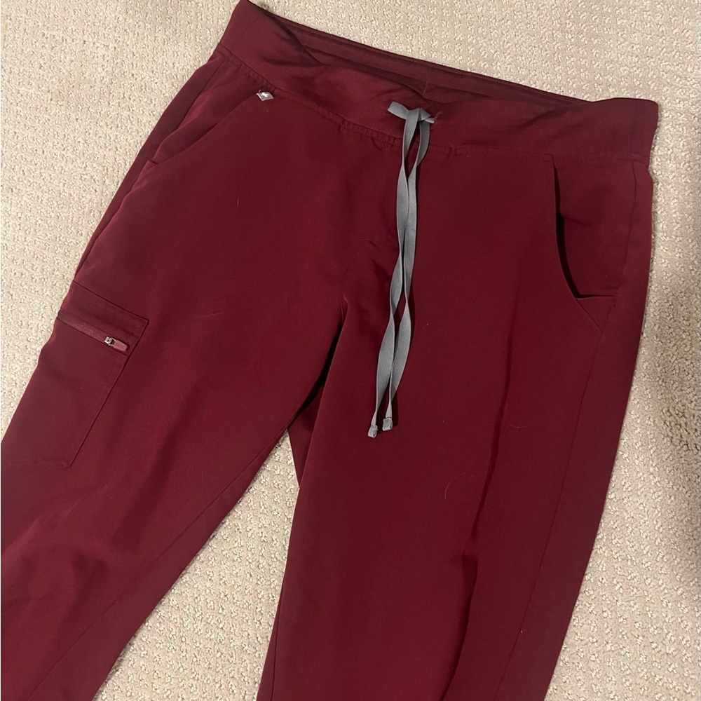 Women’s Figs Burgundy Zamora Jogger Scrubs